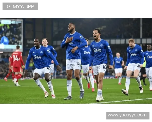 红魔与太妃糖的对决曼联能否逆转颓势重回巅峰之路